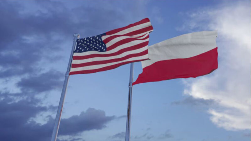 Polish Activists Helping Ukrainian Refugees at the Polish Cultural Center